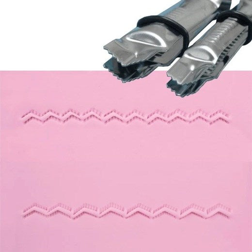 Crimper - Closed Vee Serrated Set of 2 (13 x 19mm / 051 x 0.75”)