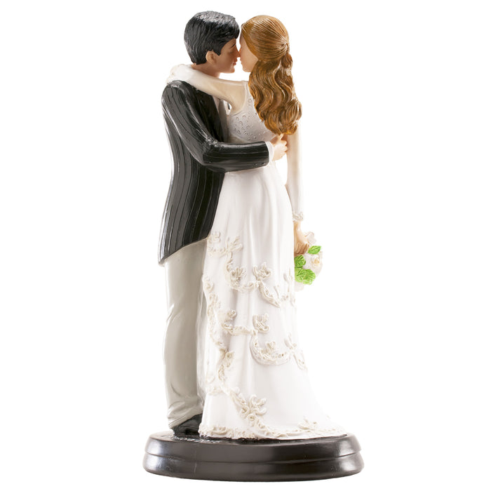 Kissing Couple With Flowers 18cm