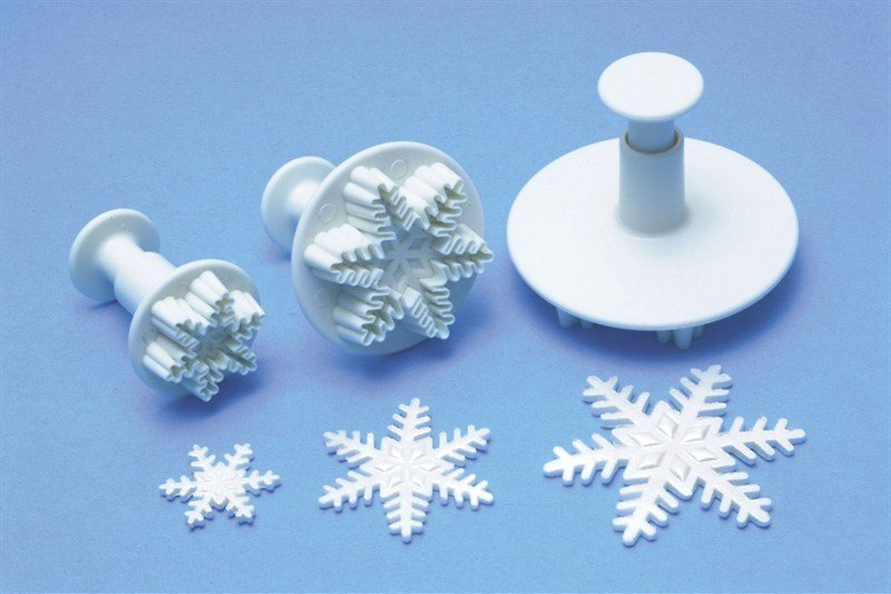 3 Set Snowflake Plunger Cutters - Bakeworld.ie